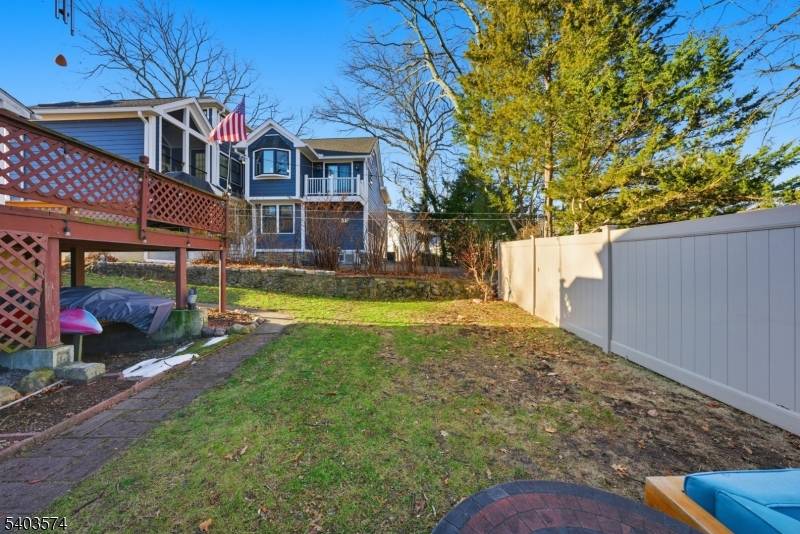 Denville Twp., NJ 07834,64 HIGHLAND TRAIL