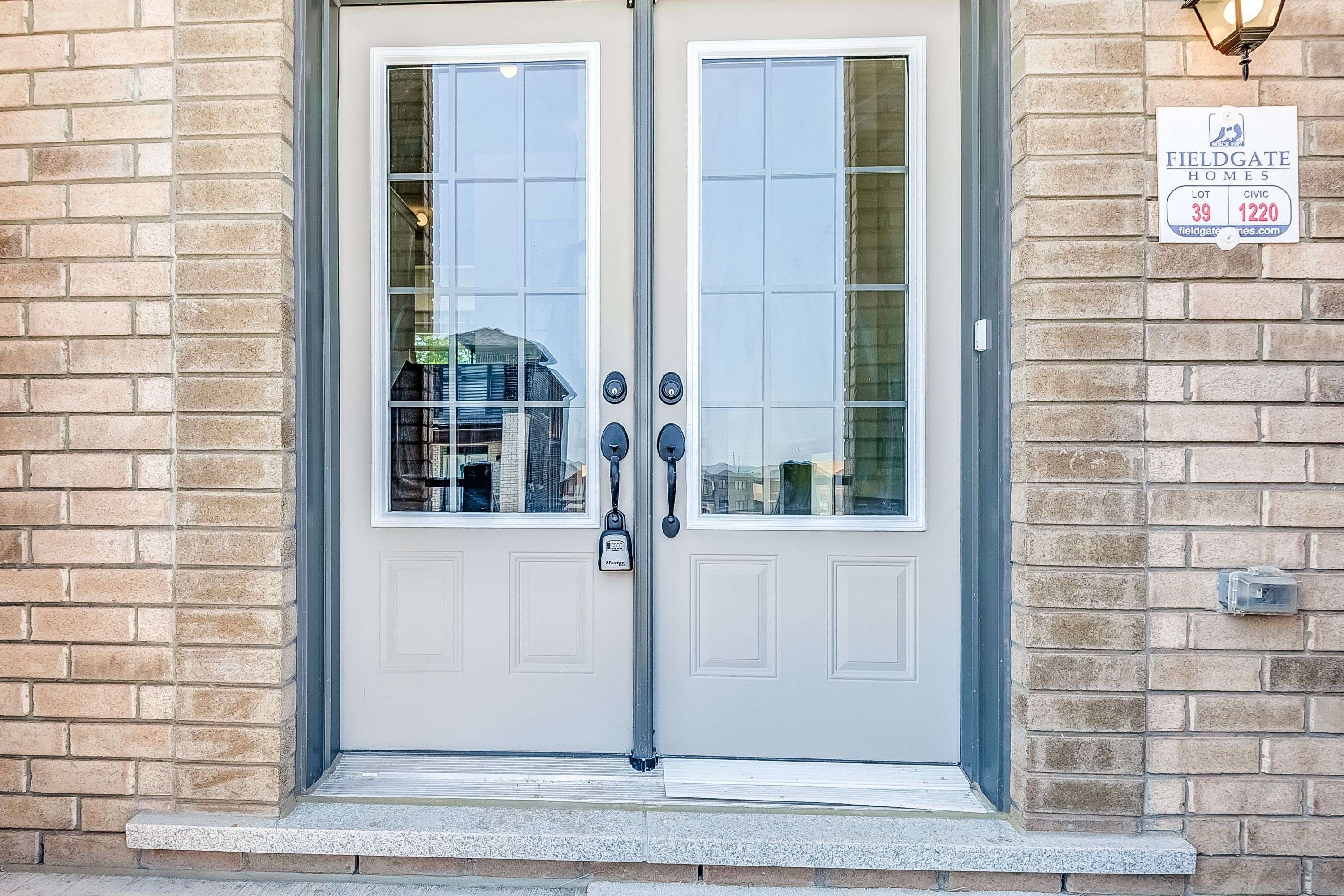 Pickering, ON L1X 0R9,1220 Talisman MNR