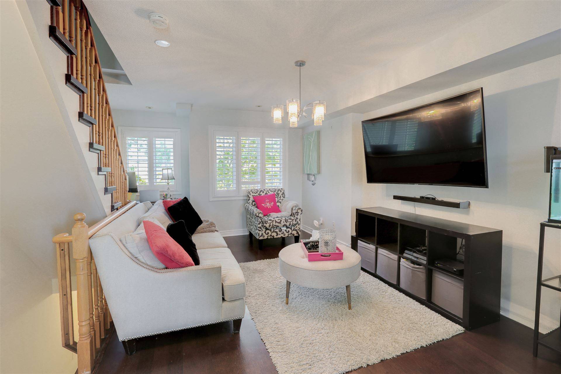 Toronto W03, ON M6N 5G2,202 Whiltshire AVE #20