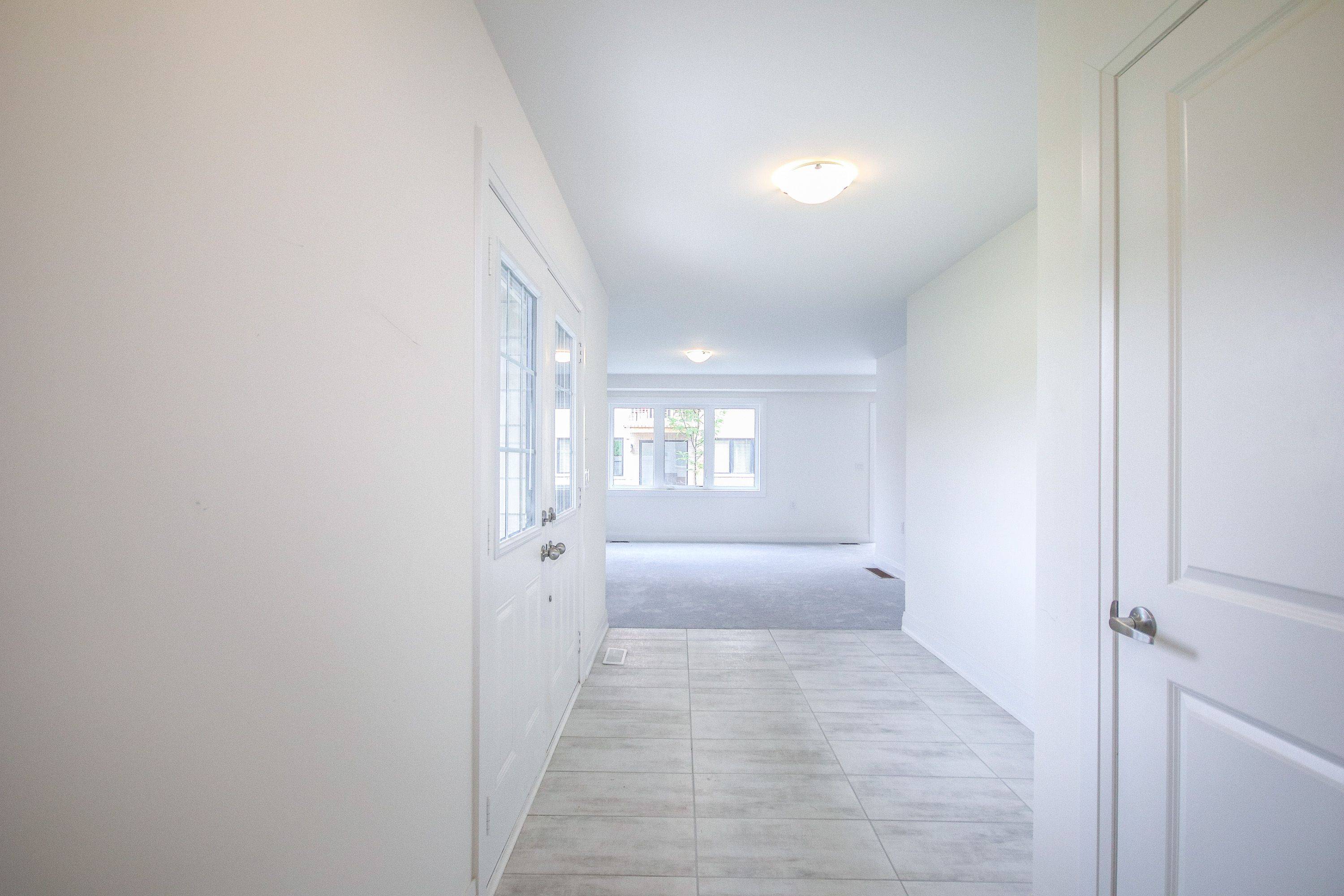 Mississauga, ON L5G 0C3,1671 Vellore CRES