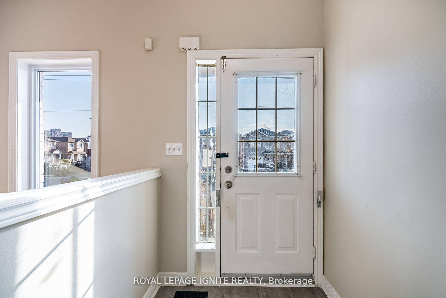 Toronto W04, ON M9N 3Z2,176 Wright AVE