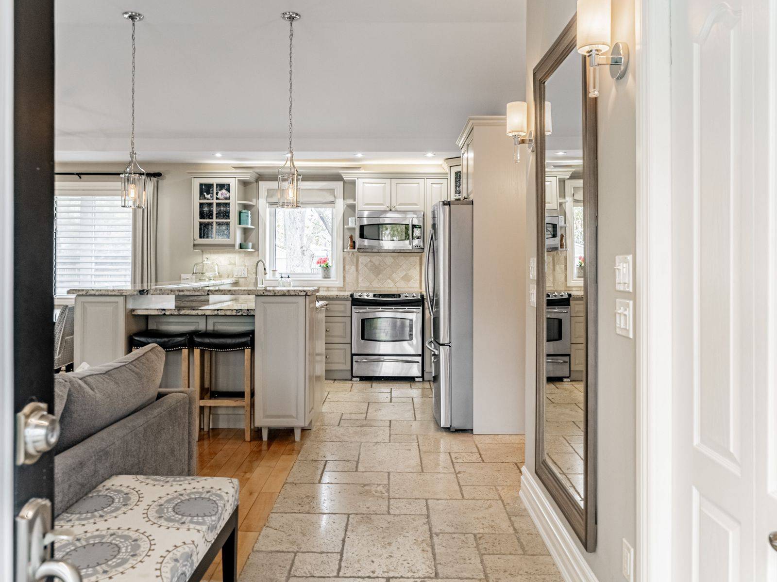 Mississauga, ON L5J 1N4,1885 Hindhead RD