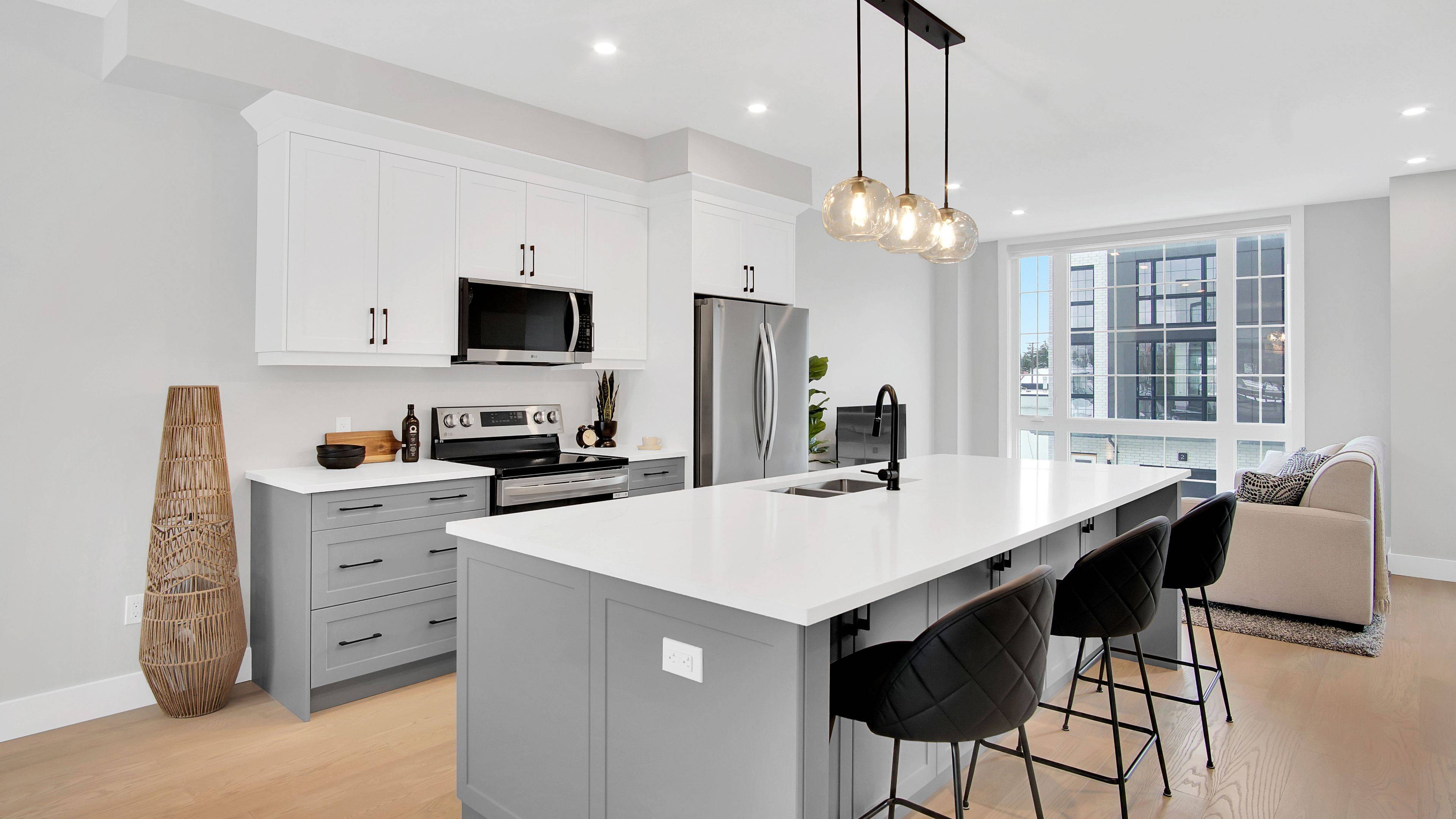 London South, ON N6P 1T5,2500 MAIN ST #5