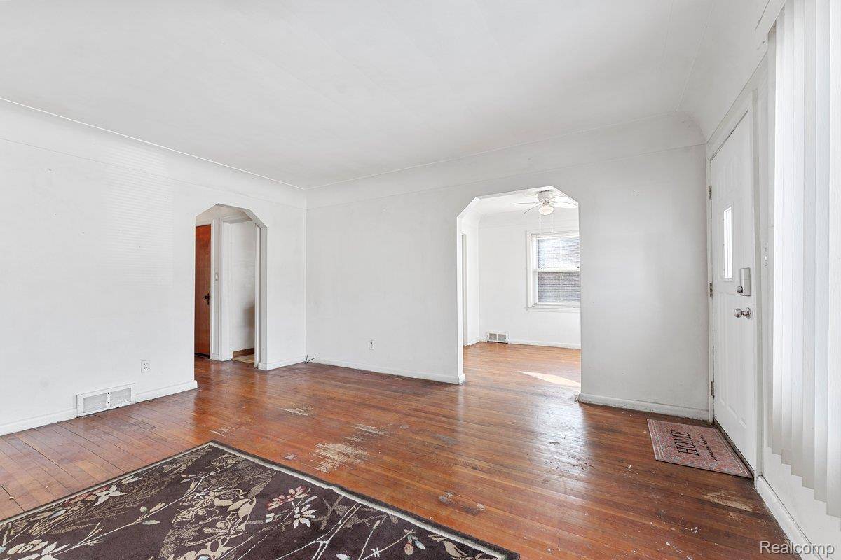 Lincoln Park, MI 48146,1011 Lafayette BLVD