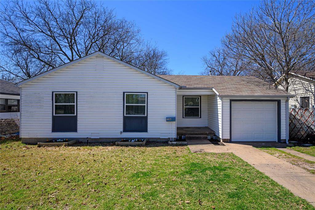 Sherman, TX 75092,2106 N Alexander Street