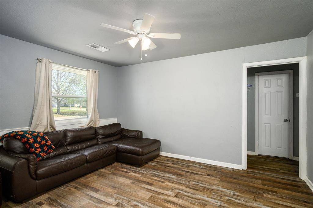 Sherman, TX 75092,2106 N Alexander Street