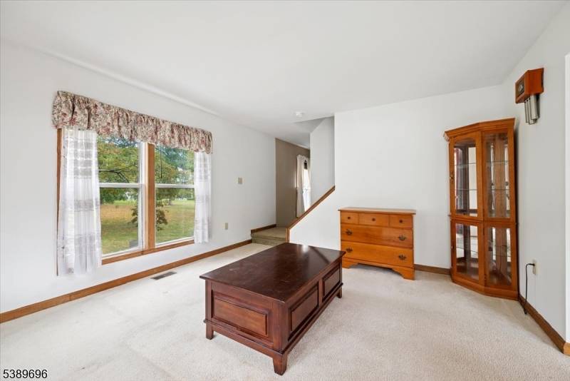 Morris Twp., NJ 07960,8 Mendham Ave