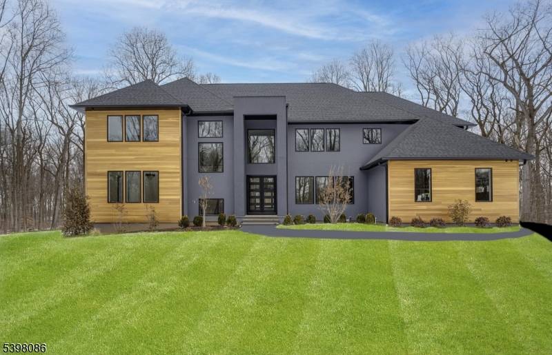 Green Brook Twp., NJ 08812,6 Harlow Pointe Cove