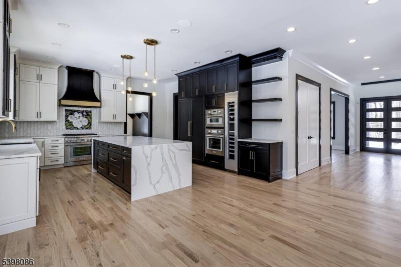 Green Brook Twp., NJ 08812,6 Harlow Pointe Cove