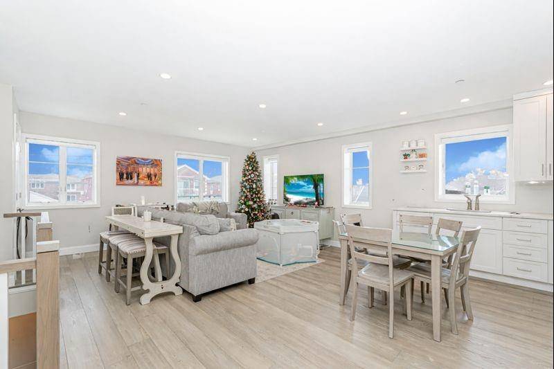 Brooklyn, NY 11228,210 Bay 7th ST #3D