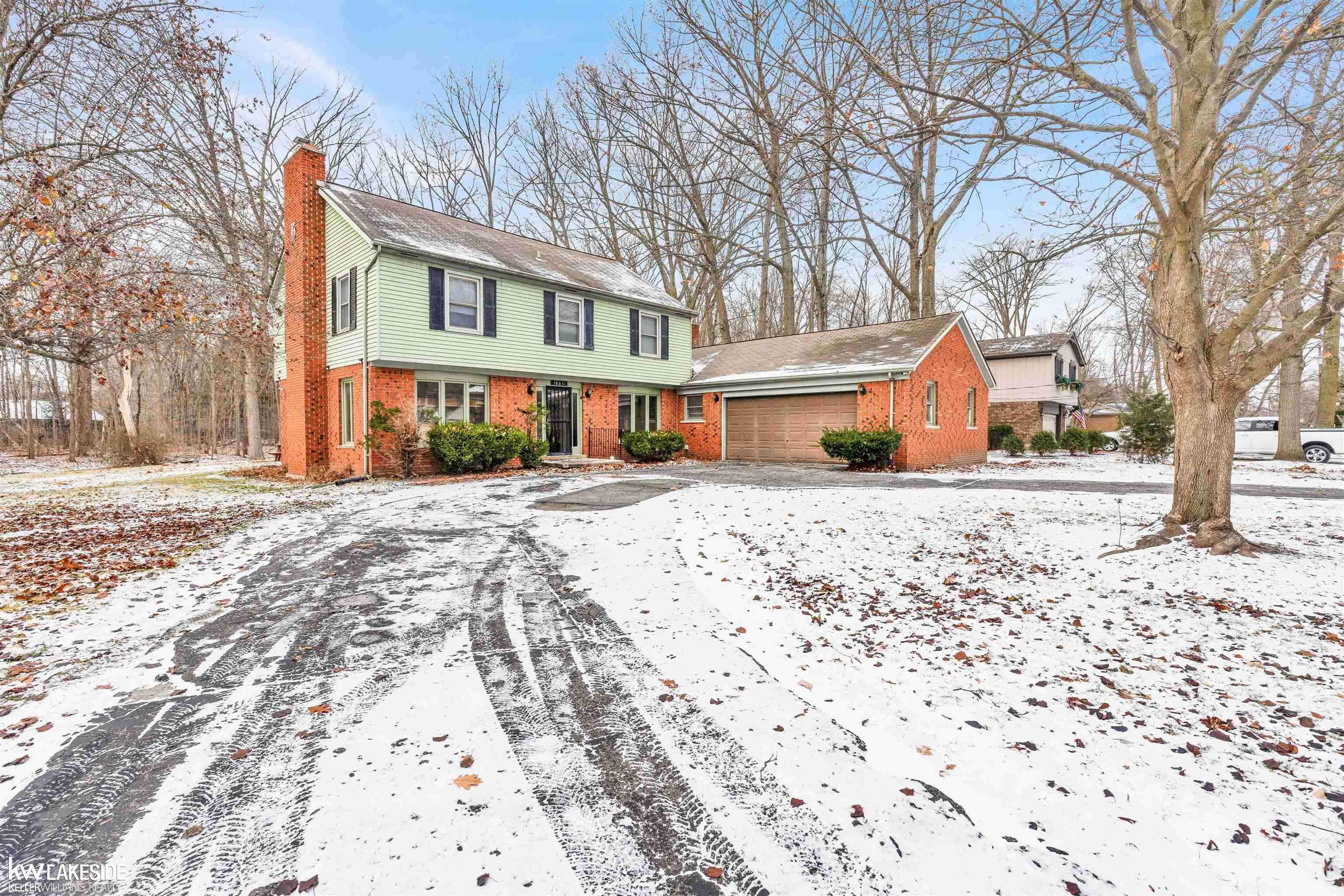 Harrison Twp, MI 48045,38831 Townhall ST