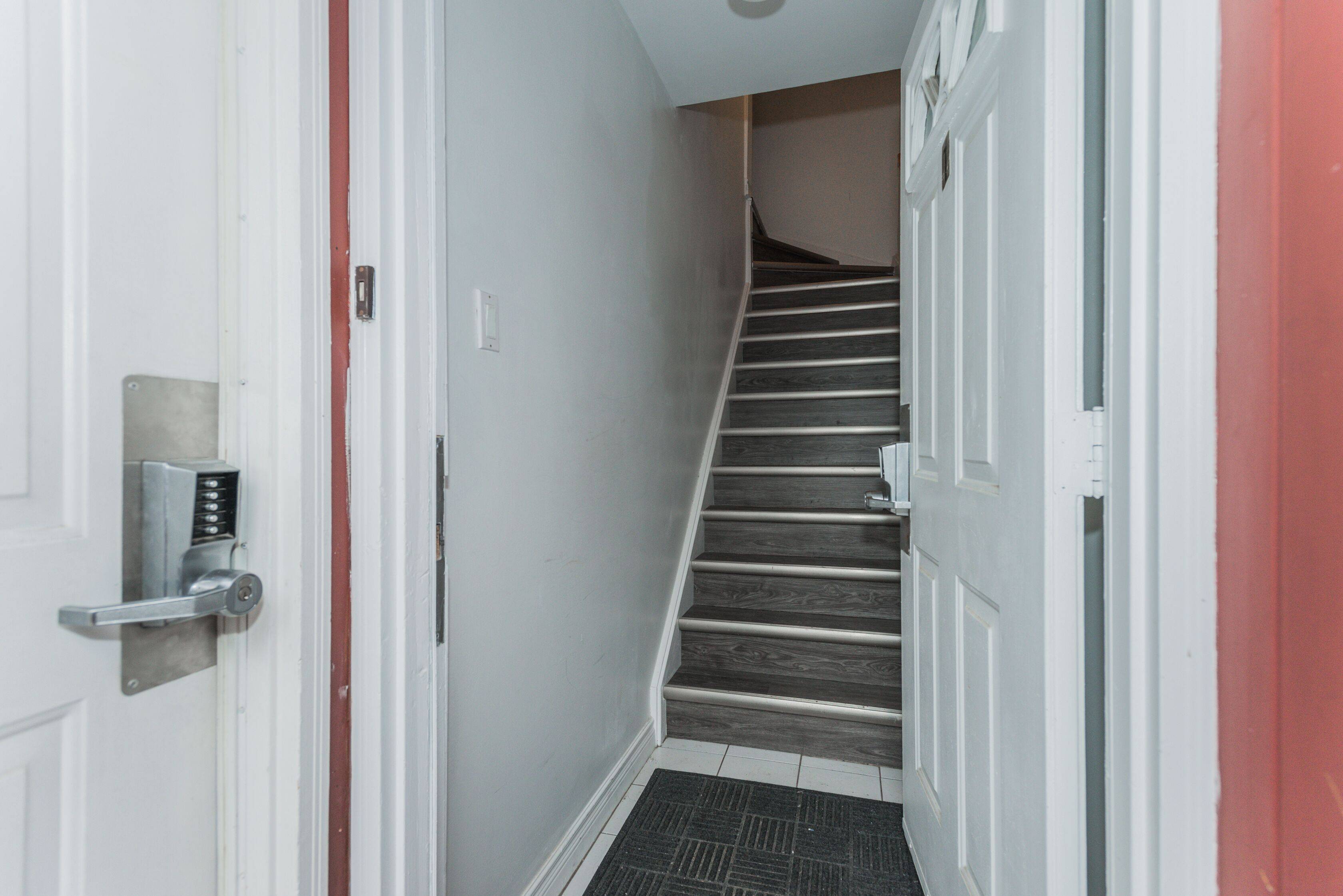 Toronto C08, ON M5A 3Z6,212 Milan ST #Unit 1