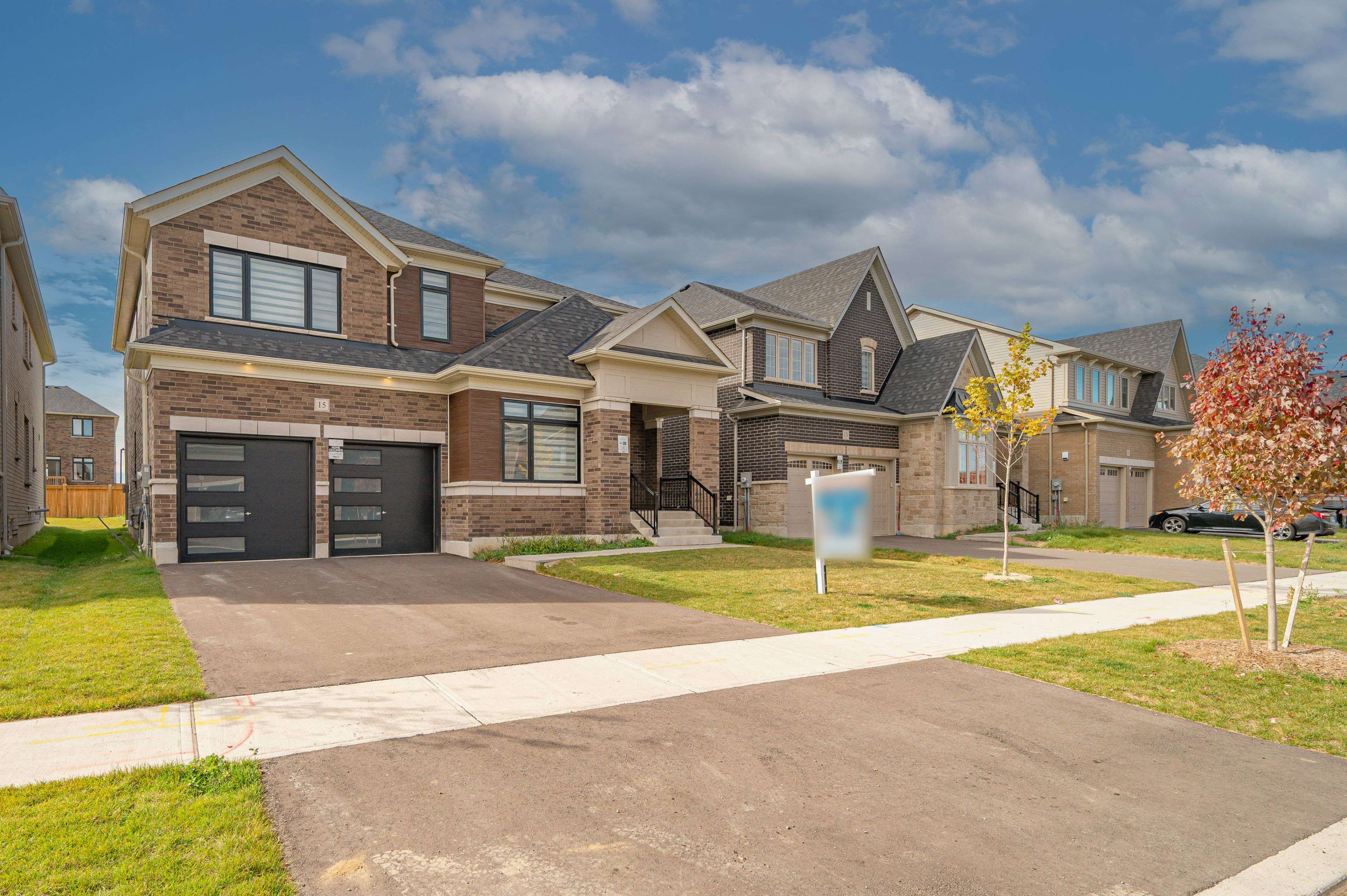 Adjala-tosorontio, ON L0G 1W0,15 Sandhill CRES