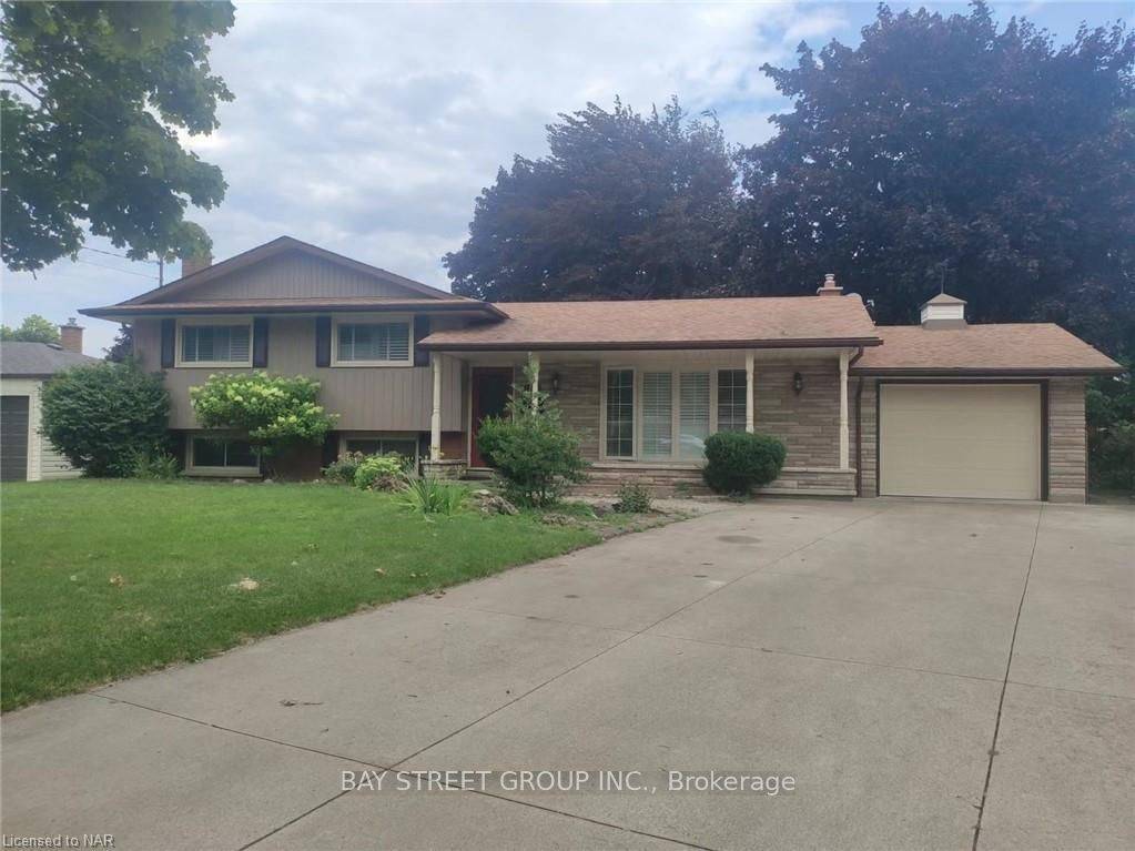 St. Catharines, ON L2M 2E9,10 Rideau CRES