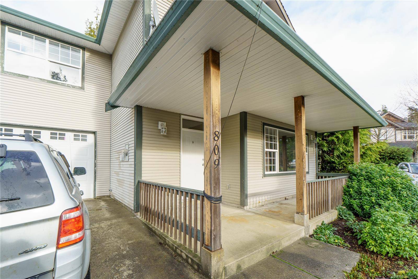 Tofino, BC V0R 2Z0,809 ocean park Dr