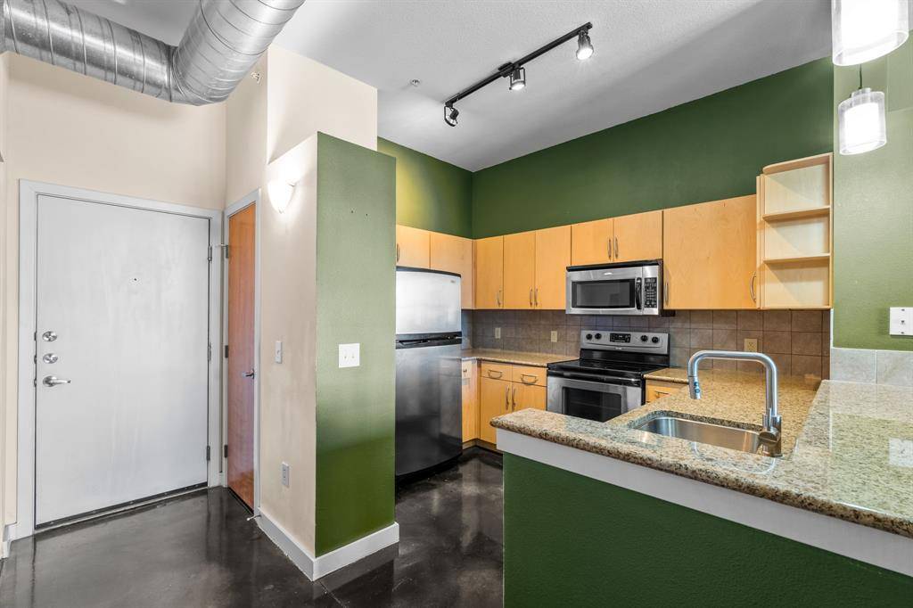 Fort Worth, TX 76102,201 W Lancaster Avenue #407