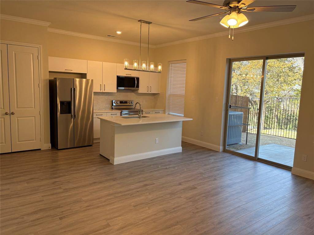 Dallas, TX 75227,6357 Mason Court