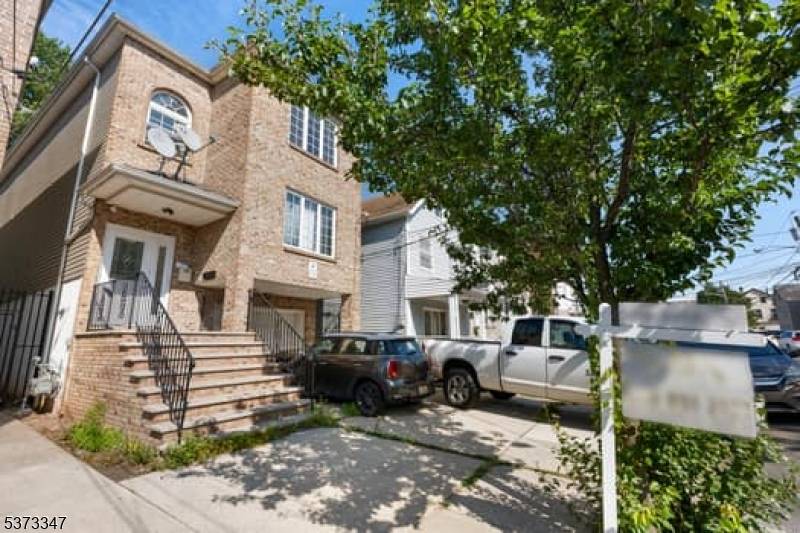 Elizabeth City, NJ 07206,425 Fulton St