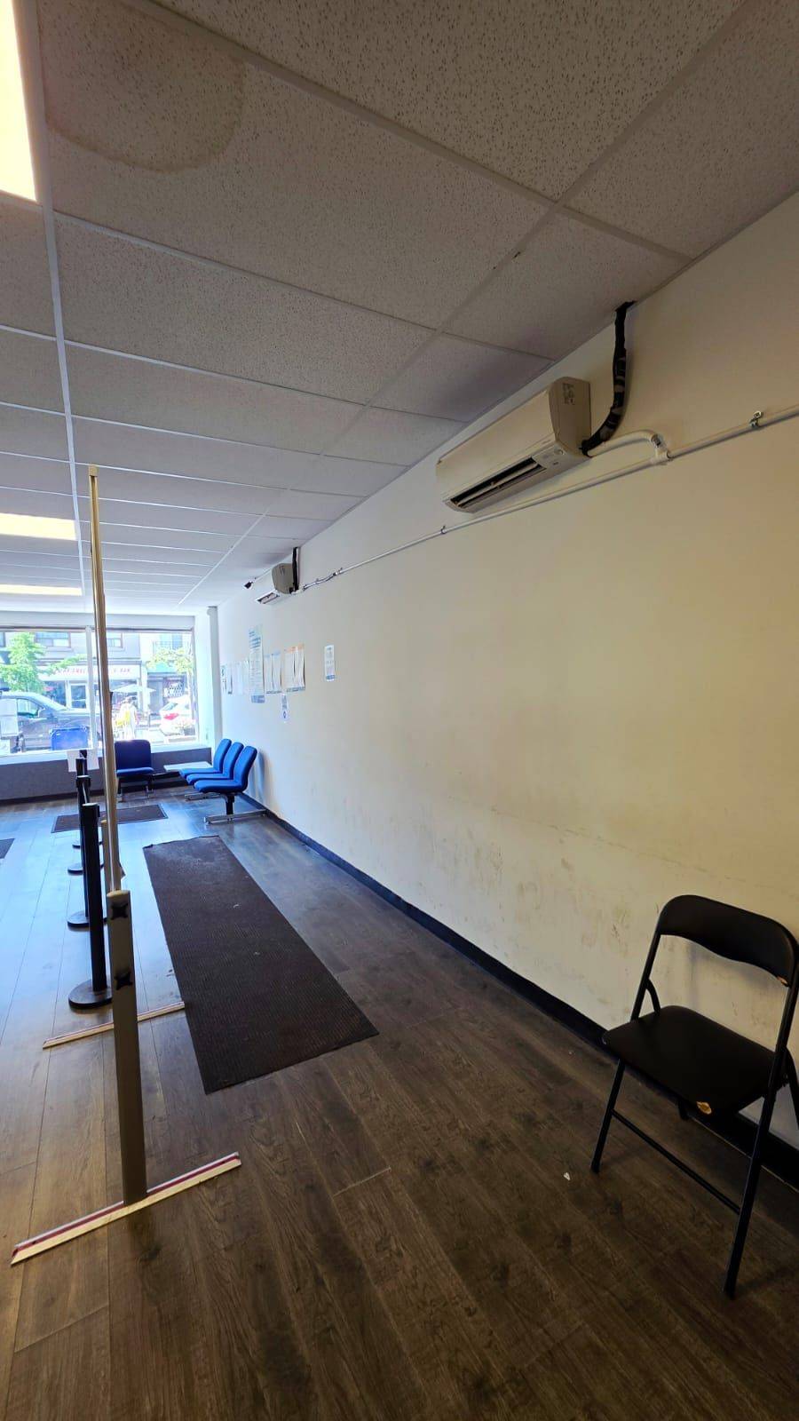 Toronto E02, ON M4C 1J2,1811 Danforth AVE