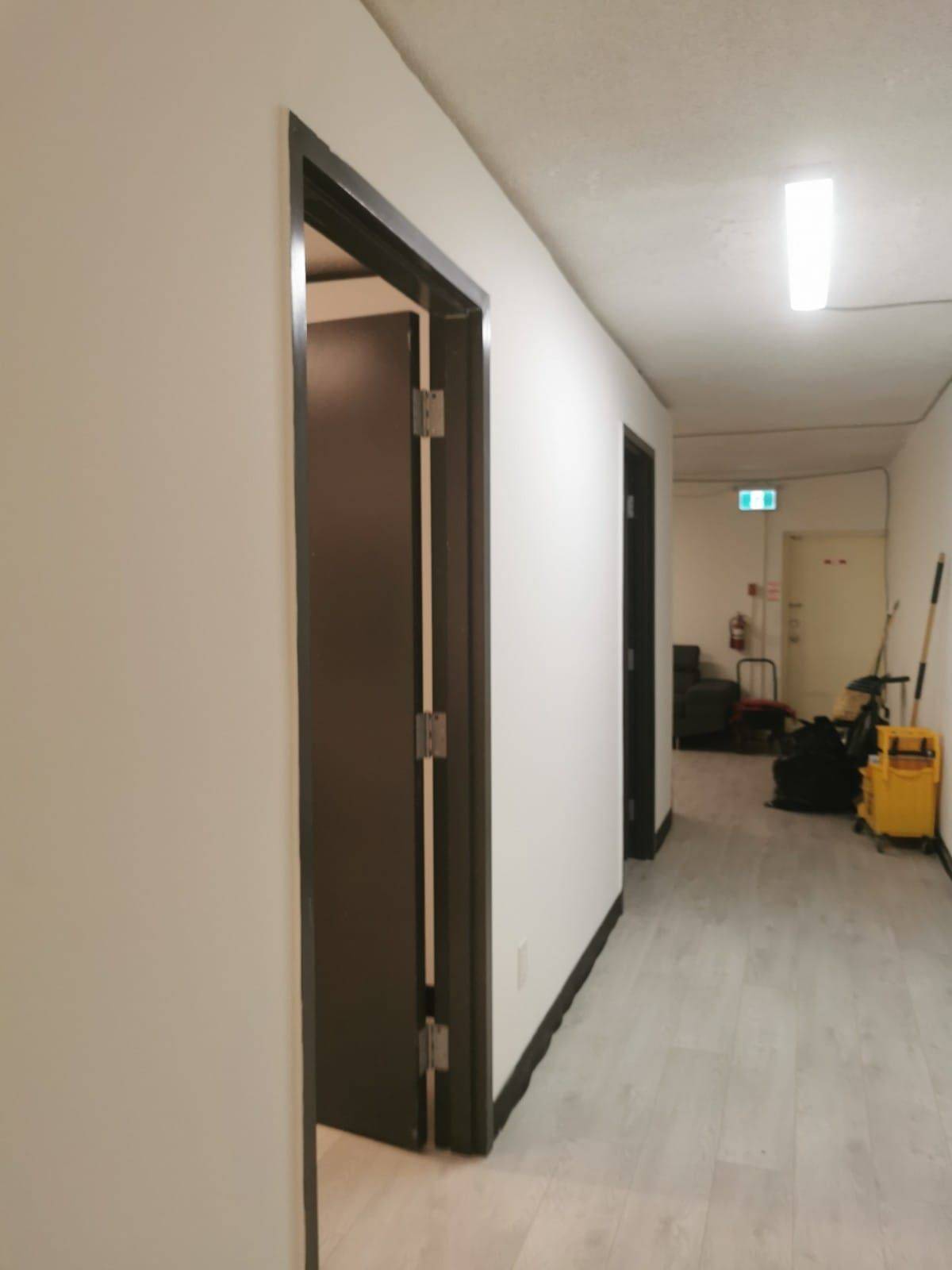 Toronto E02, ON M4C 1J2,1811 Danforth AVE