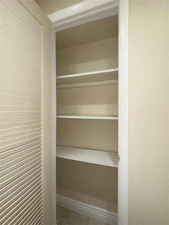 Oakland Park, FL 33311,659 W Oakland Park Blvd #120C