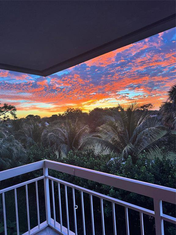 Boca Raton, FL 33433,6181 Balboa Cir #403