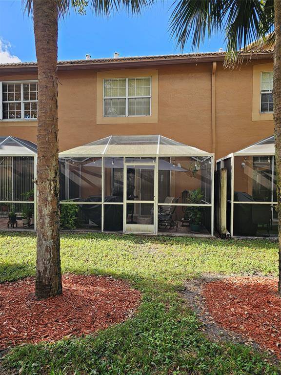 Weston, FL 33327,1498 Barcelona Way #3-21