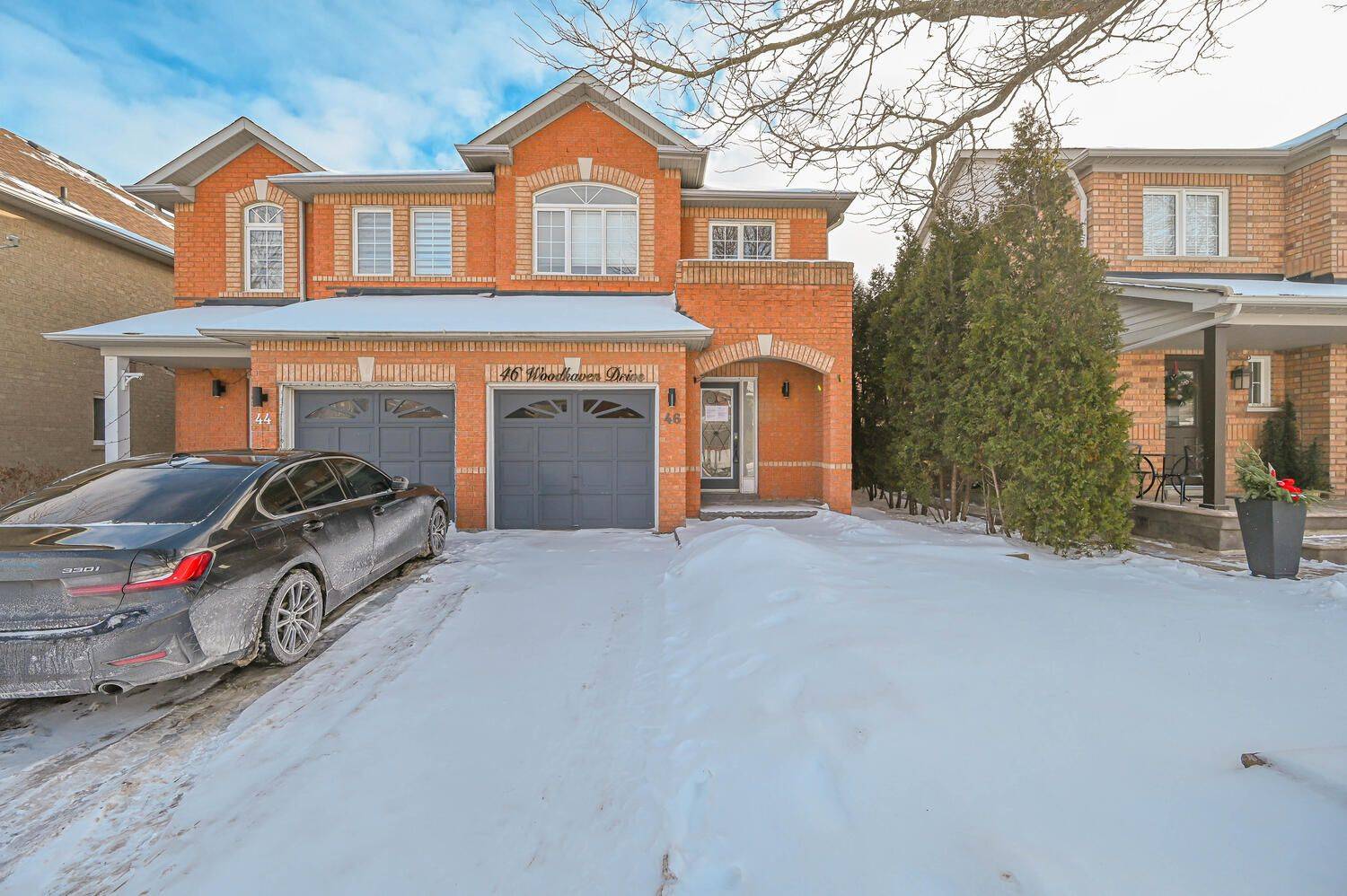 Brampton, ON L7A 1Y8,46 Woodhaven DR