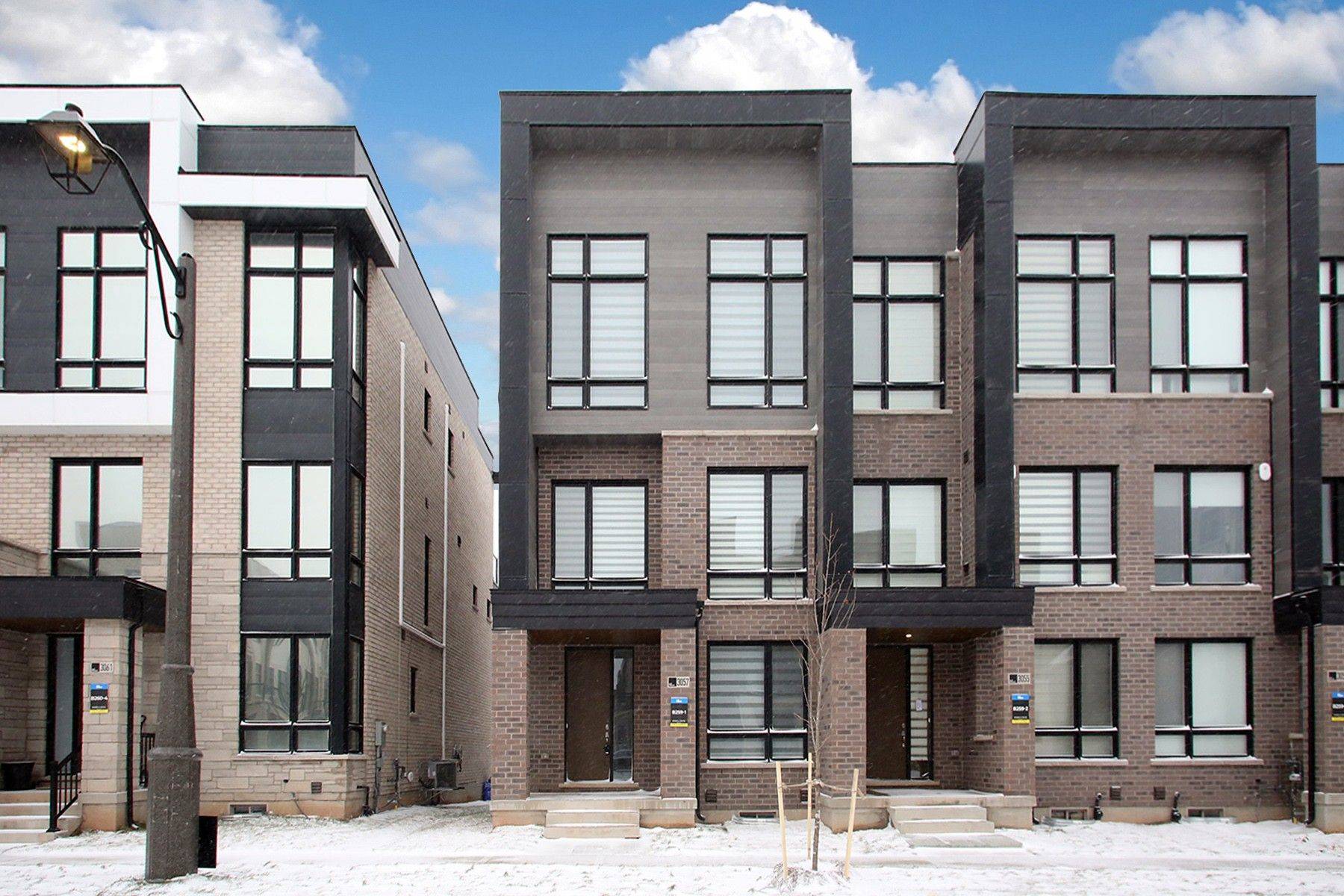 Oakville, ON L6H 7Z2,3057 Welsman GDNS