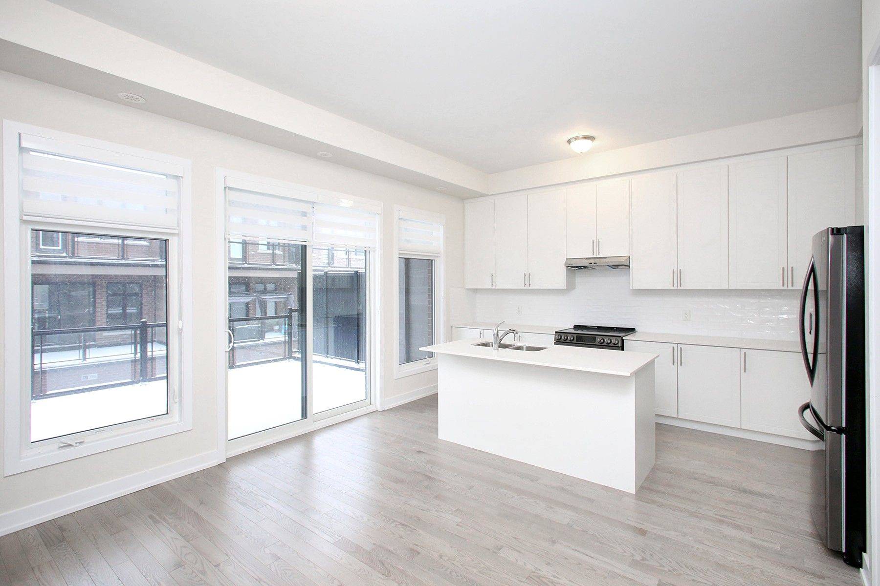 Oakville, ON L6H 7Z2,3057 Welsman GDNS