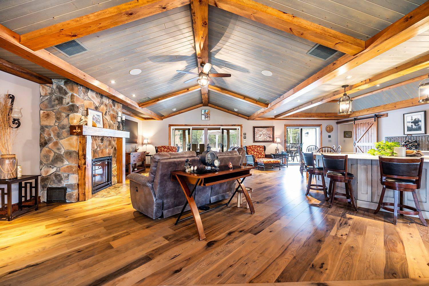 Trent Lakes, ON K0M 1A0,19 Ledge RD