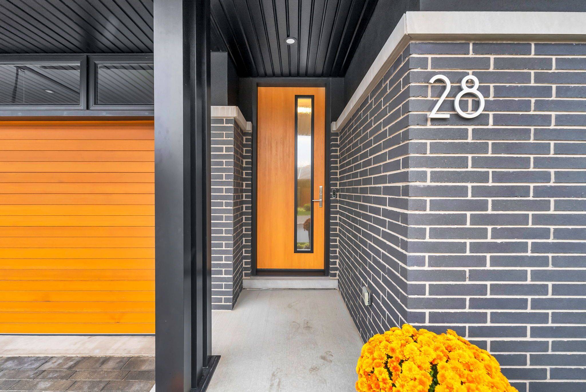 Welland, ON L3C 0H5,28 Juniper TRL #8