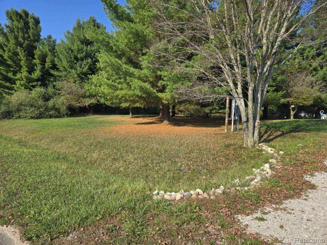 Gladwin, MI 48624,5467 Wellington