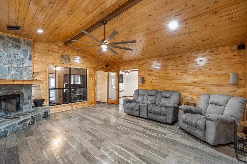 Moody, TX 76557,361 Vandiver Road