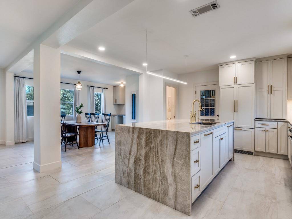 Dallas, TX 75218,1334 El Patio Drive