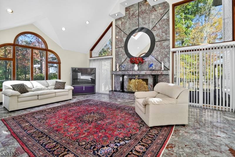 Lawrence Twp., NJ 08540,16 Benedek