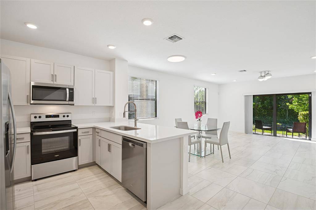 Deerfield Beach, FL 33441,180 SE 5th Ct