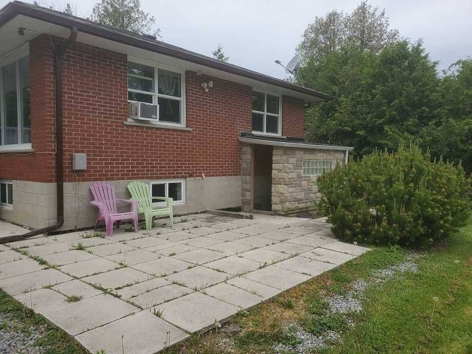 Georgina, ON L0E 1L0,37 Jordan ST #Bsmnt