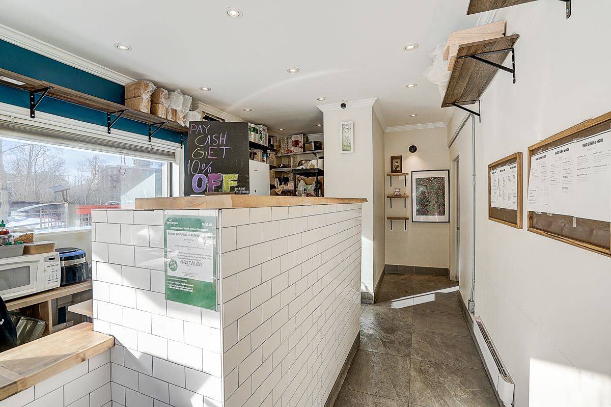 Whitchurch-stouffville, ON L4A 1E2,6246 Main ST