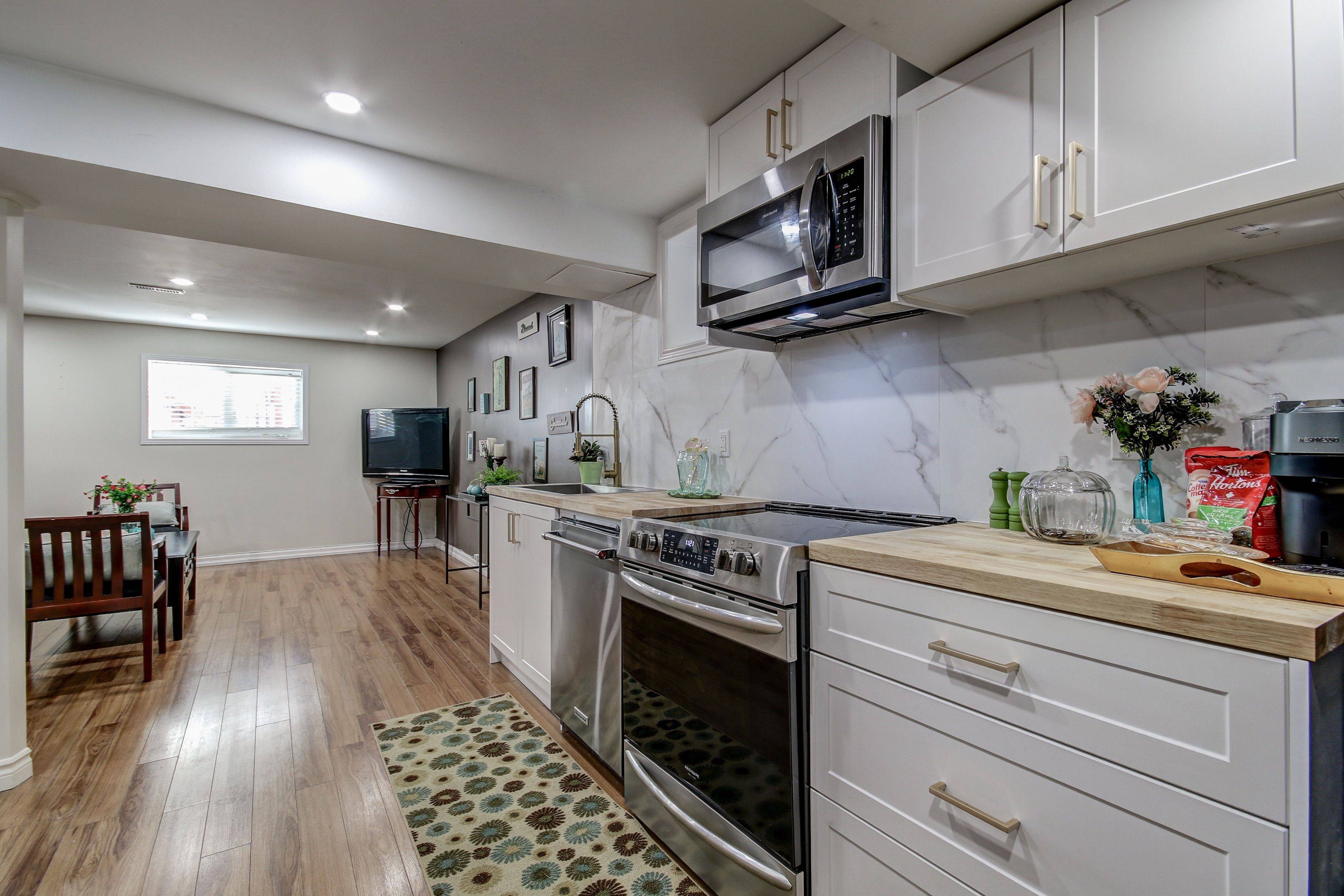 Milton, ON L9T 7R5,714 Yates DR