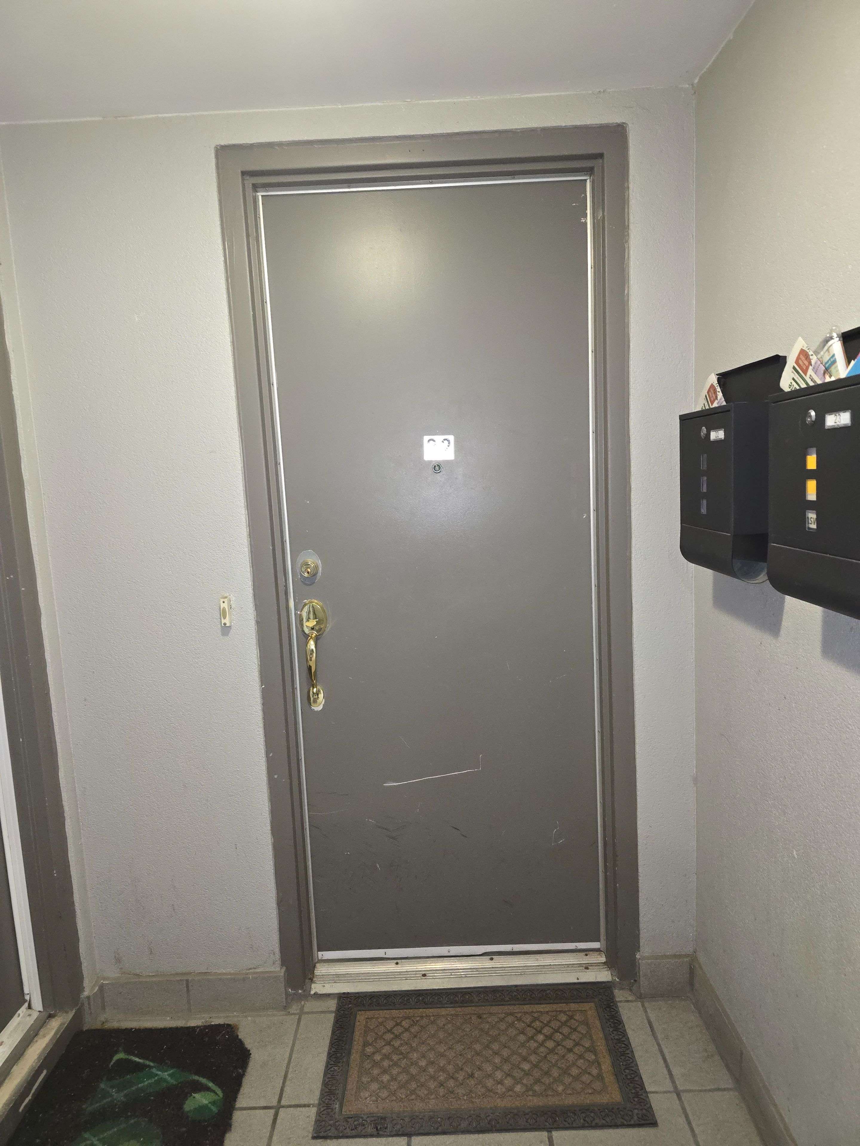 Toronto W05, ON M3J 1K7,37 Four Winds DR #22