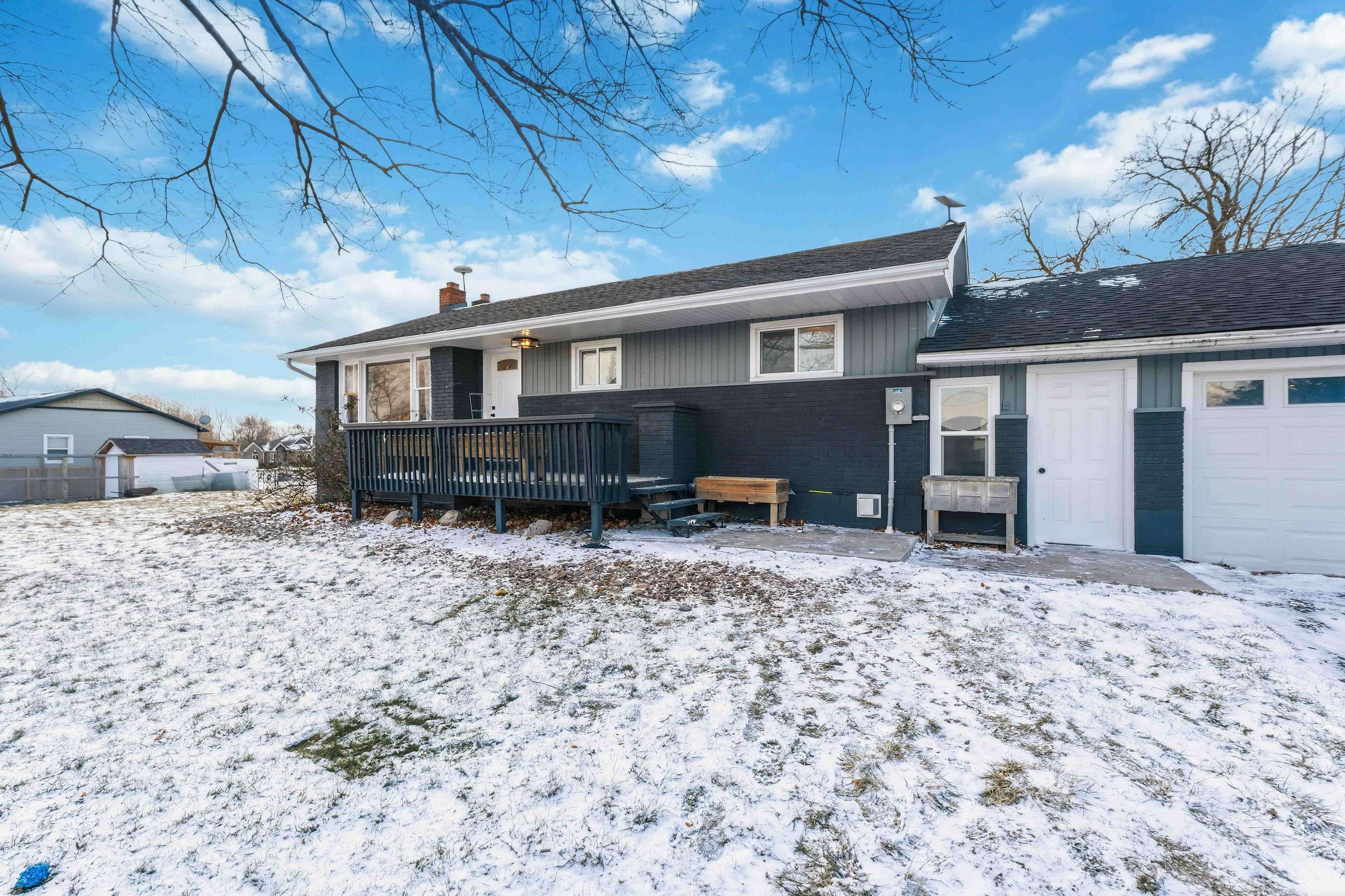 West Lincoln, ON L0R 2J0,764 Collver RD