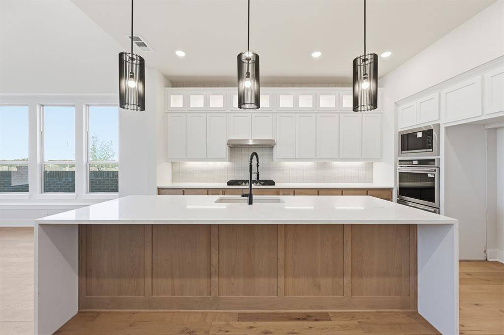 Fort Worth, TX 76247,16561 Japanese Maple Drive