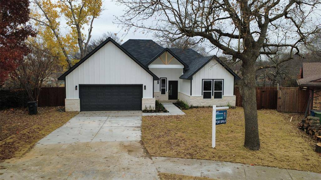 Lewisville, TX 75067,810 Foxwood Place