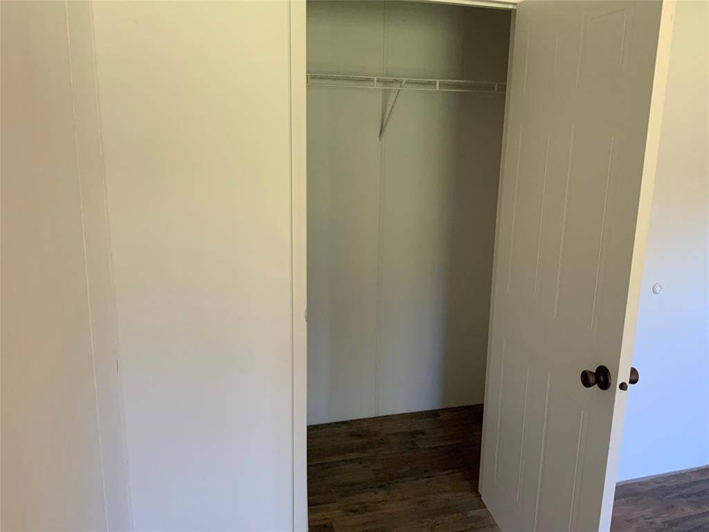 Kemp, TX 75143,1310 timber creek