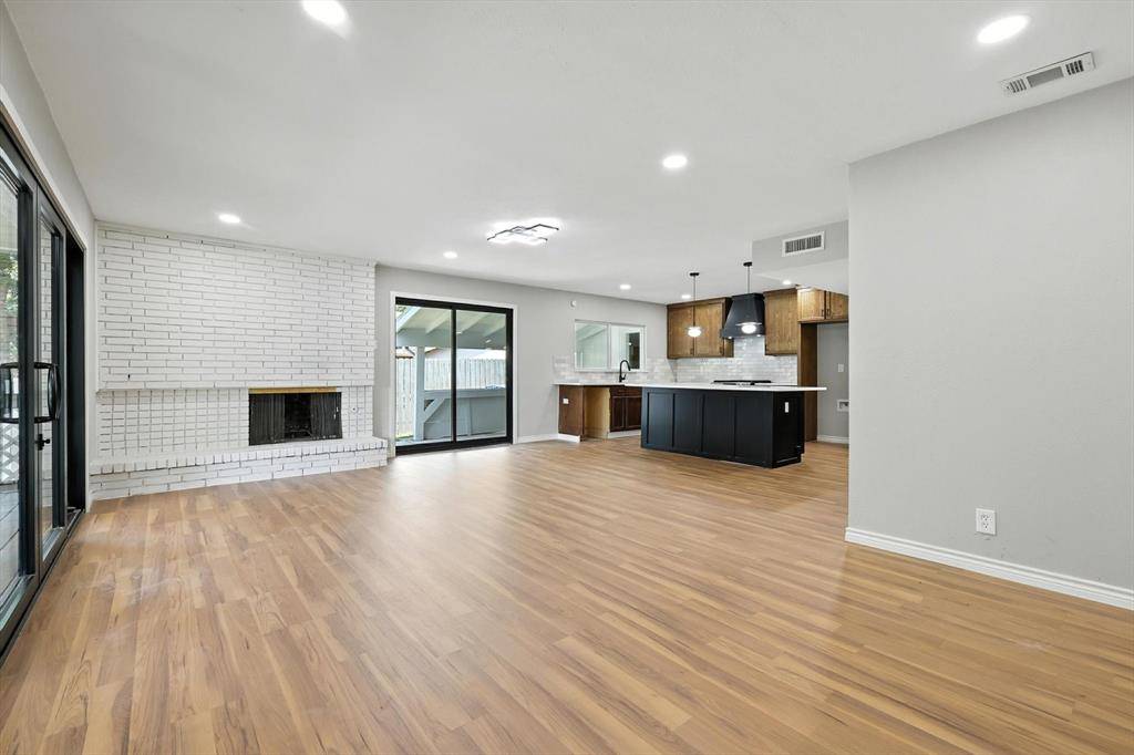 Garland, TX 75043,2801 Ashglen Drive