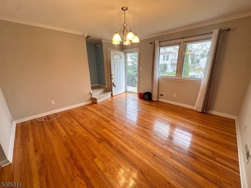 Manville Boro, NJ 08835,226 S 16Th Ave