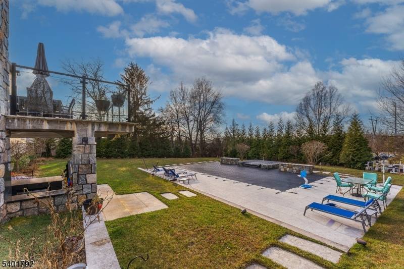 Livingston Twp., NJ 07039,281 Beaufort Ave