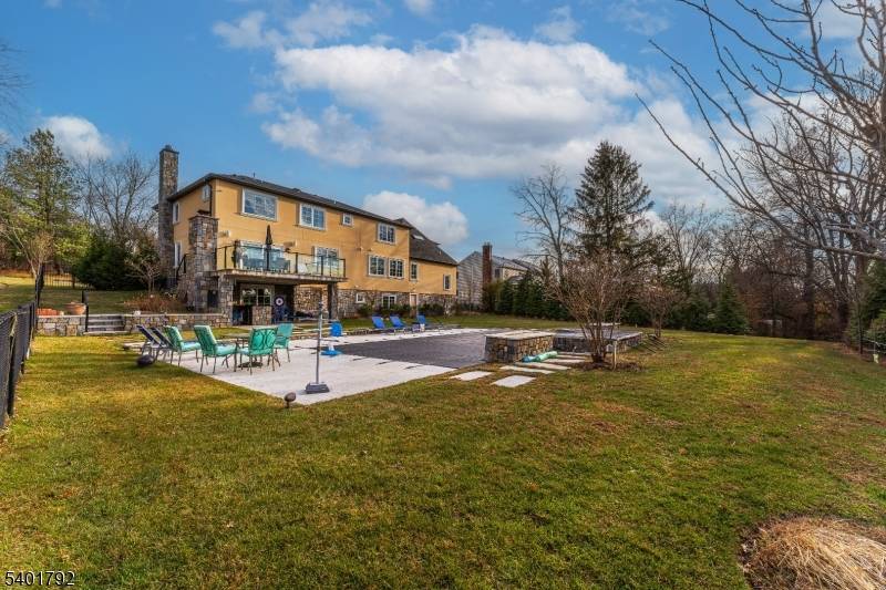 Livingston Twp., NJ 07039,281 Beaufort Ave