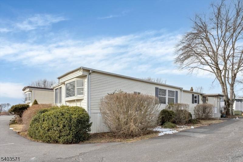 Chester Boro, NJ 07930,195 W Main St Unit G #G